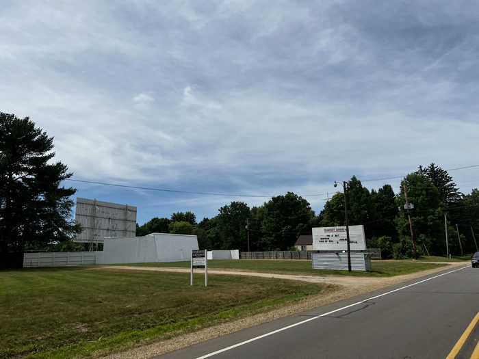 Sunset Auto Theatre - July 2 2022 Photo